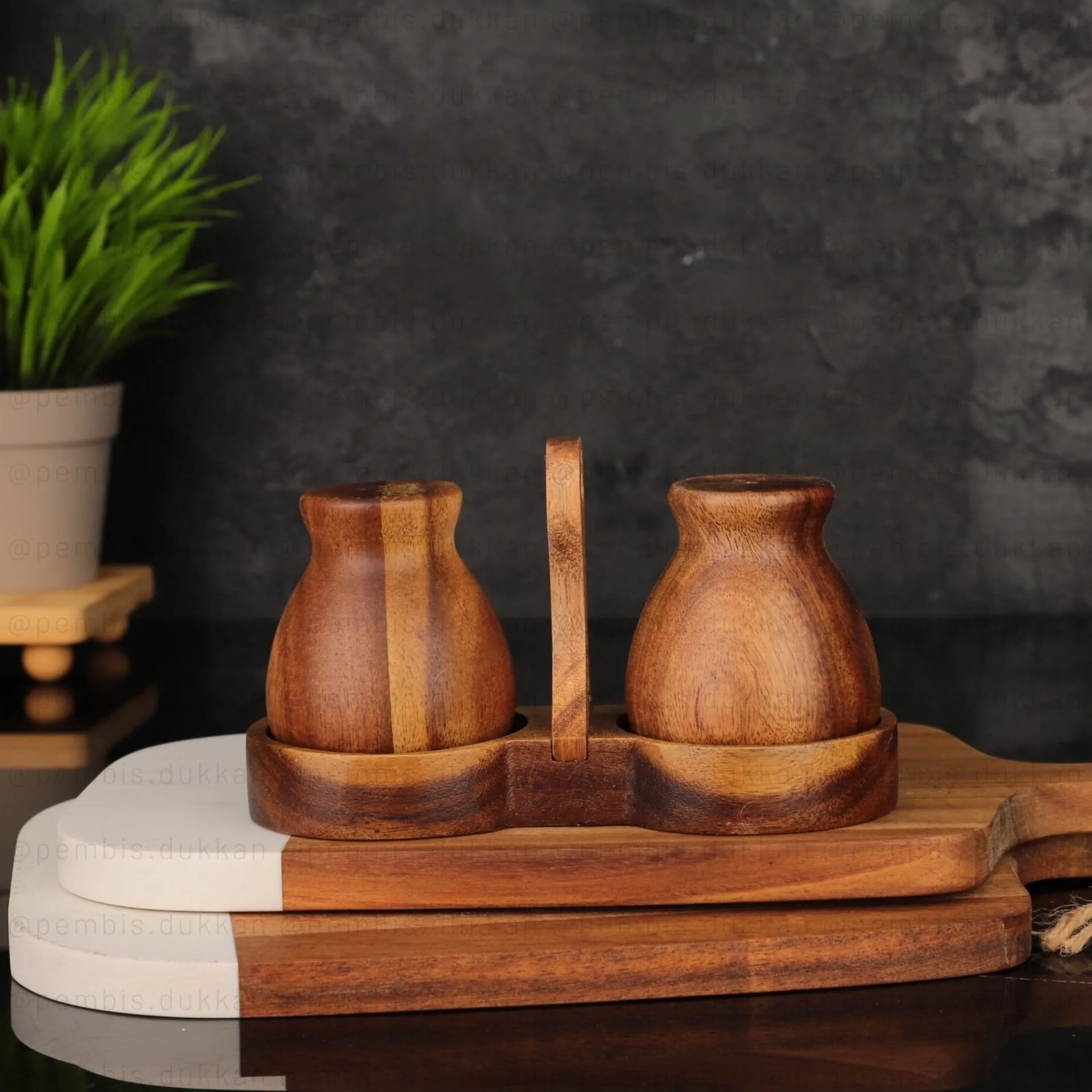 2Lİ AKASYA STANDLI, MİNNAK TUZLUK & BİBERLİK (7B08A)