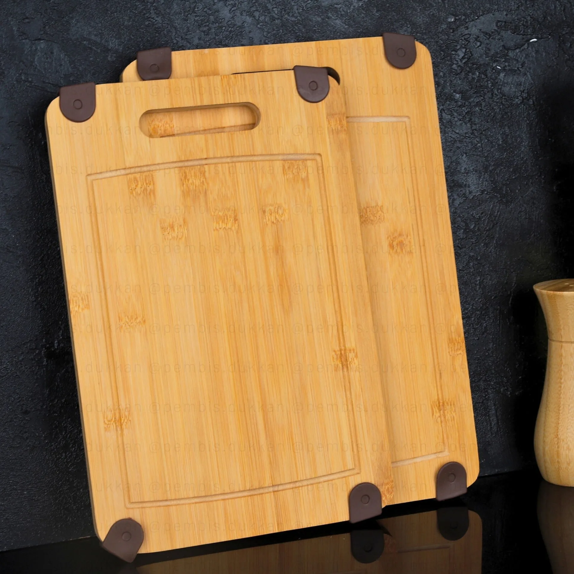 BAMBU DİKDÖRTGEN SİLİKON KENARLI KESİM PANO - KESME TAHTASI (1300)