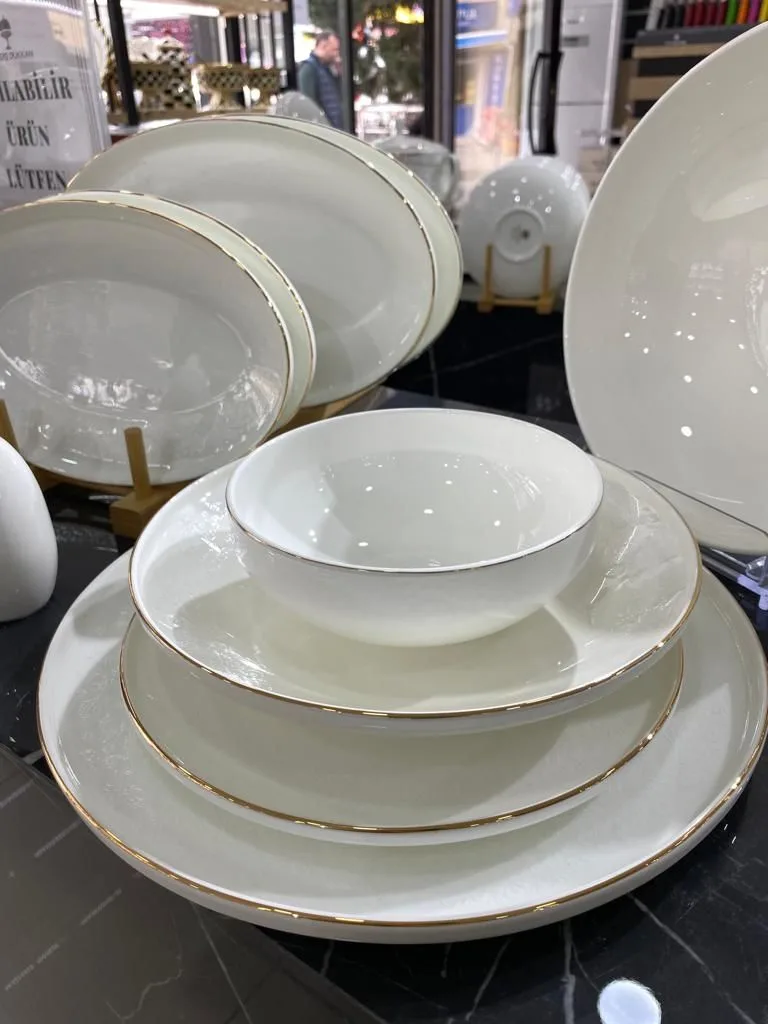 GNL VAVEYLA 55 PARÇA HAYALET DESEN GOLD YEMEK TAKIMI
