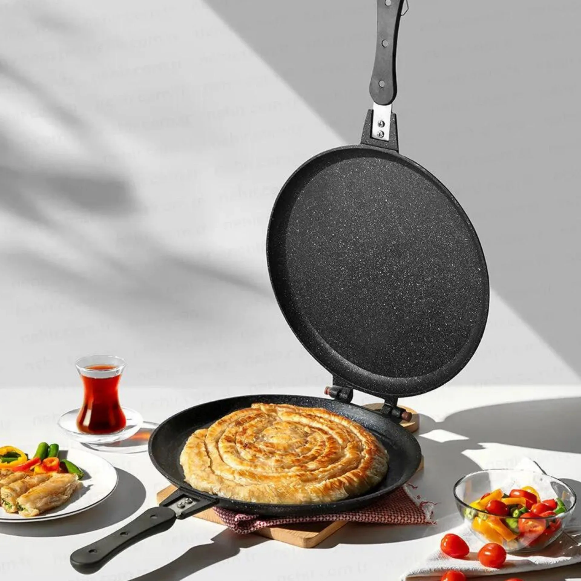 NEHİR ALÜMİNYUM DÖKÜM 30 CM BALIK VE BÖREK TAVASI