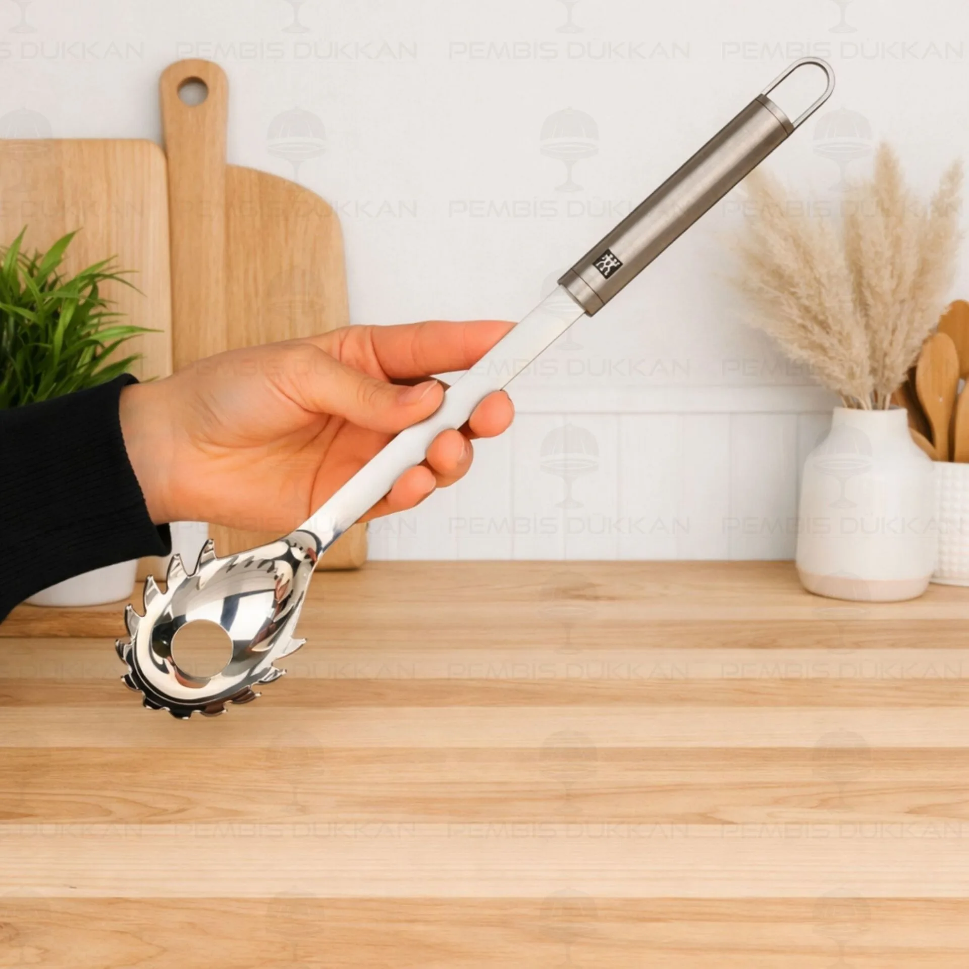 ZWILLING Pro Makarna Kepçesi | 18/10 Paslanmaz Çelik | 33 cm 37160031